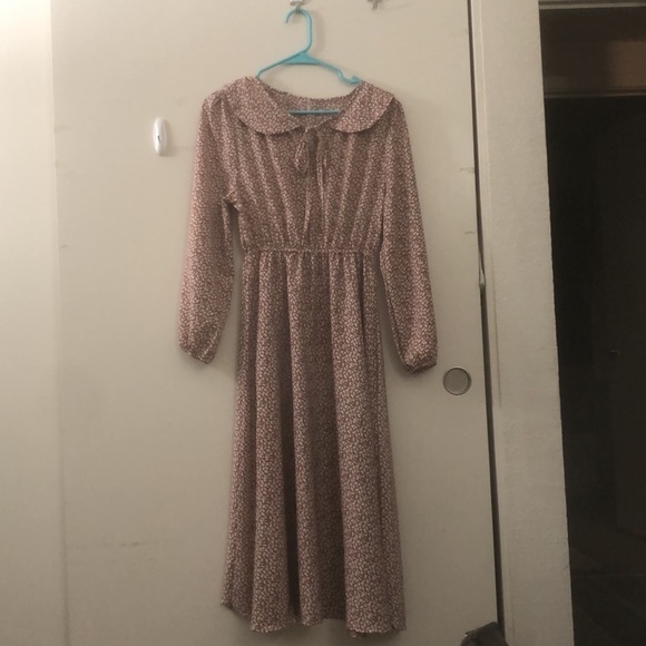 Dress with floral print - Picture 4 of 4